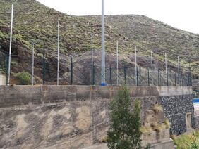  El Ayuntamiento de Santa Cruz mejorará el vallado perimetral del campo de fútbol de Valleseco