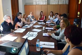 La concejala Verónica Meseguer preside la reunión del Consejo Escolar Municipal de Santa Cruz de Tenerife durante la reunión mantenida ayer miércoles.