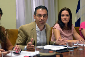 Carlos Tarife, concejal de Urbanismo, durante su comparecencia en la comisión de control