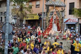 Imagen de la Virgen de Candelaria en su recorrido por la capital