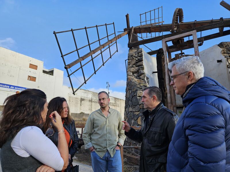 El Suroeste recupera iniciativas para que los molinos de viento sean patrimonio colectivo