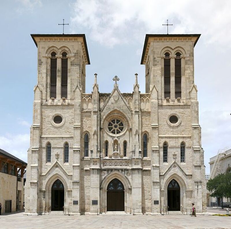 Fachada de la primera Catedral de los Estados Unidos, construida por colonos canarios bajo la advocación de la Virgen de Candelaria