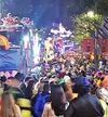 Aspecto de la calle Villalba Hervás durante la celebración de anoche