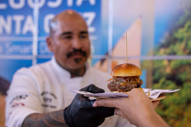 Santa Cruz aborda el fenómeno de las hamburguesas gourmet en GastroCanarias