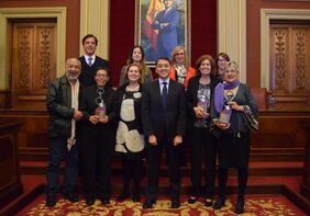 El Ayuntamiento entregó también los premios del Certamen de Relatos Breves Mujeres, con la presencia del escrito cubano Leonardo Padura