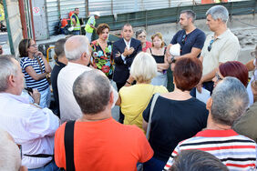El alcalde de la ciudad, José Manuel Bermúdez, junto a la concejala de Vivienda, Carmen Delia Alberto, durante la visita realizada a la obra de las 115 viviendas de La Candelaria.