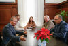 La alcaldesa de Santa Cruz de Tenerife recibe la visita oficial de la Asociación de Cosecheros de Flores y Plantas 
