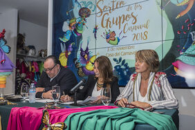 La concejal de Fiestas, Gladis de León, presidió el sorteo de participación de los grupos del Carnaval