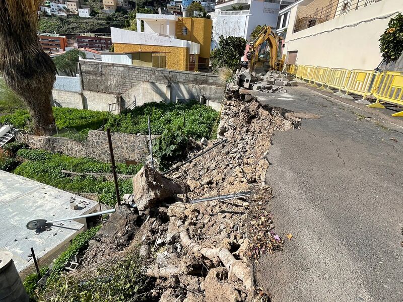 El Ayuntamiento declara la emergencia para acometer las obras en el camino Las Acacias