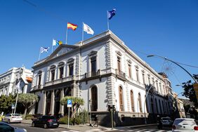 La Junta de Gobierno del Ayuntamiento de Santa Cruz de Tenerife adjudica la mejora del muro del edificio Villasegura