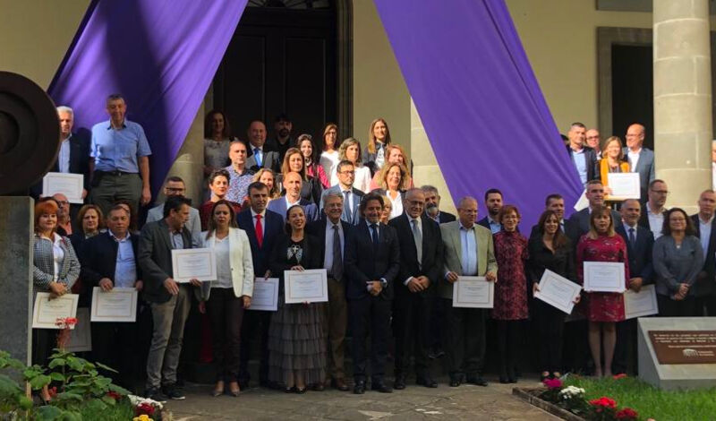 El Ayuntamiento de Santa Cruz recoge en el Parlamento su Premio de Excelencia a la Transparencia Digital