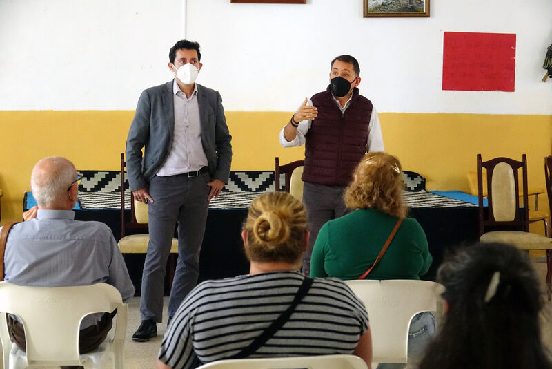 Santa Cruz informa a representantes de 46 bloques de Los Gladiolos y Los Verodes de los planes ARRU