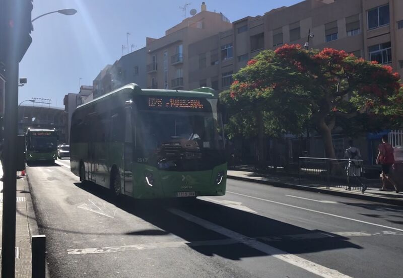 El Ayuntamiento colocará elementos disuasorios para mejorar la movilidad del carril Bus-VAO de la Avenida Bélgica-San Sebastián