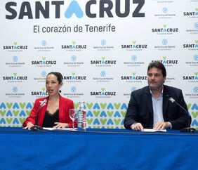 Foto de la Alcaldesa, Patricia Hernéndez, junta a José Ángel Martín