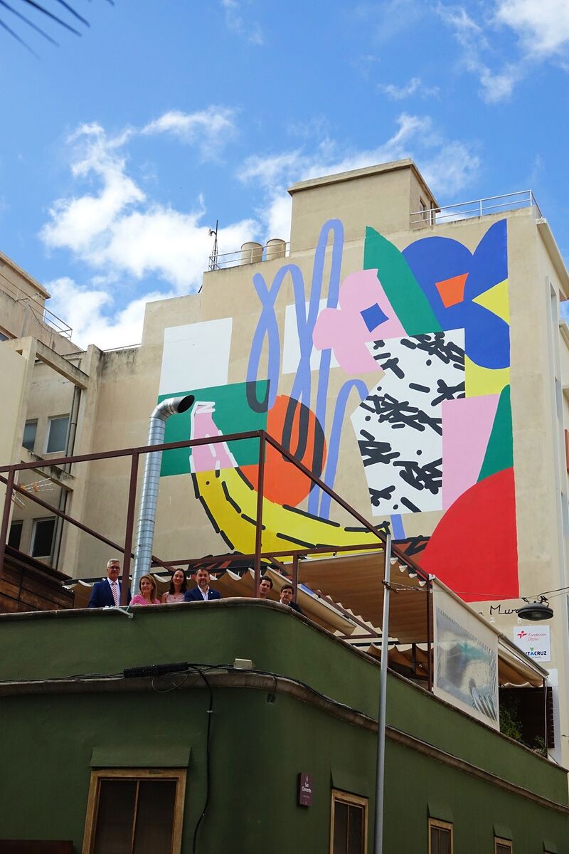 Nuevo mural en la calle San Clemente de la iniciativa “Sumérgete en Santa Cruz”