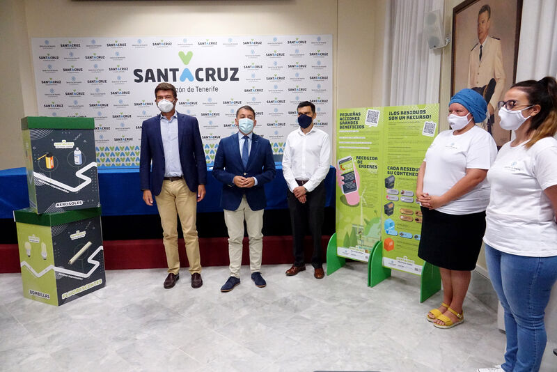 Santa Cruz pone en marcha una campaña para promover el reciclaje y la limpieza en el municipio