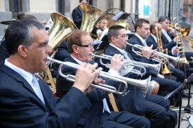 La Banda Sinfónica de Tenerife, durante una actuación anterior al aire libre.
