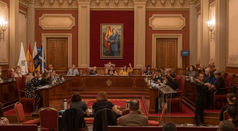 El Pleno del Ayuntamiento aprueba una moción institucional para que Santa Cruz sea declarada como Ciudad Sostenible